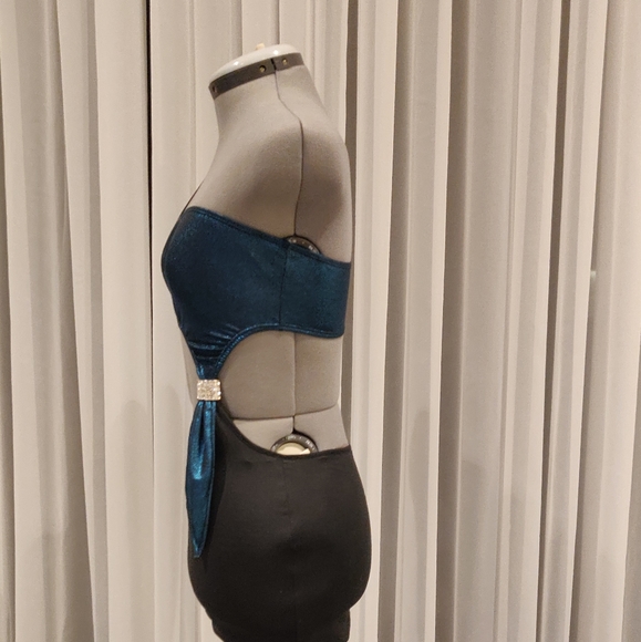 Sexy dress - Picture 2 of 7